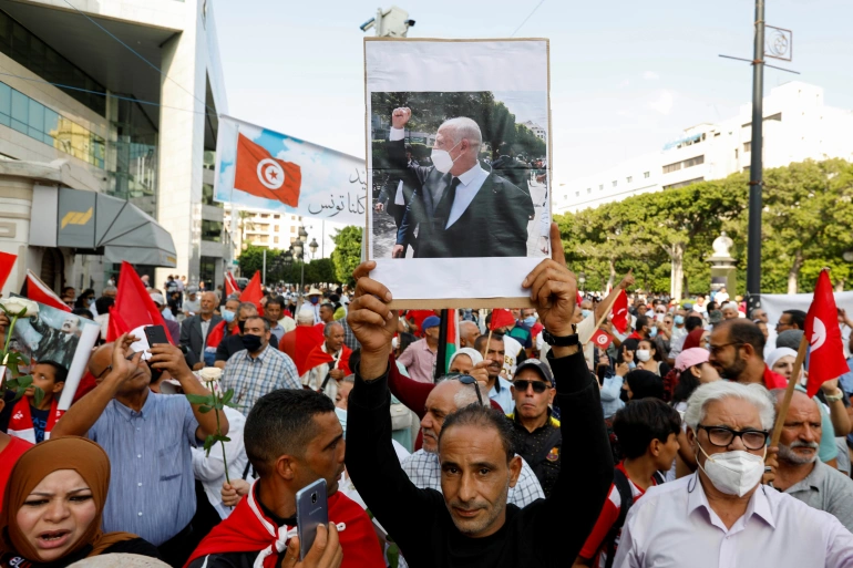 تونس تدعم الرئيس سعيّد بمظاهرات حاشدة