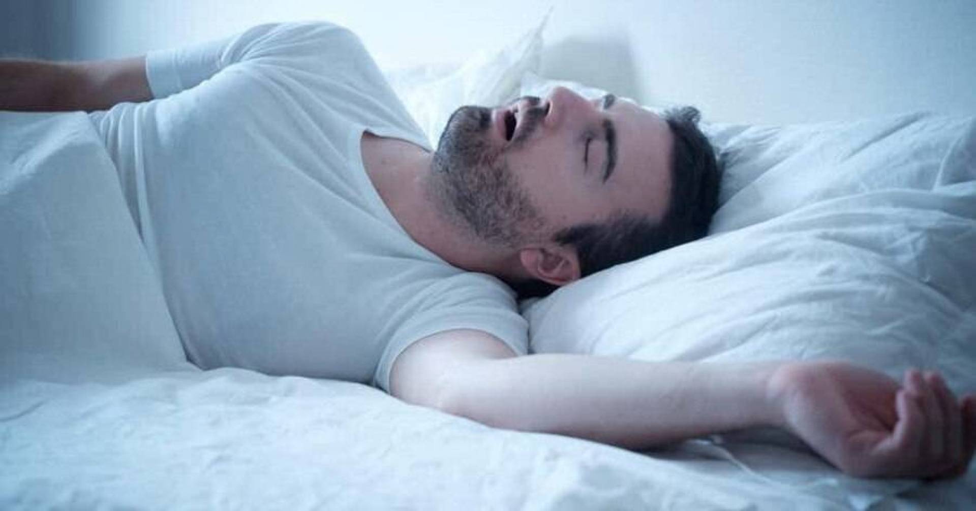 نتائج دراسة خطيرة حول علاقة الشخير وتوقف التنفس في النوم والسكتة الدماغية