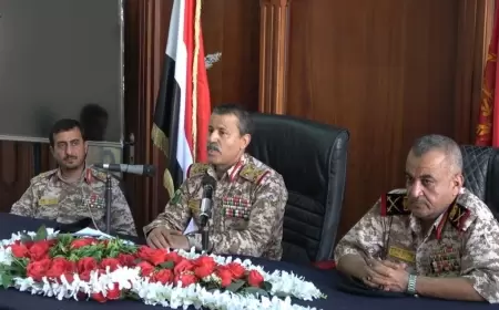 وزير الدفاع اليمني : فرضنا معادلة جديدة ولدينا خيارات عديدة نصرة لغزة 