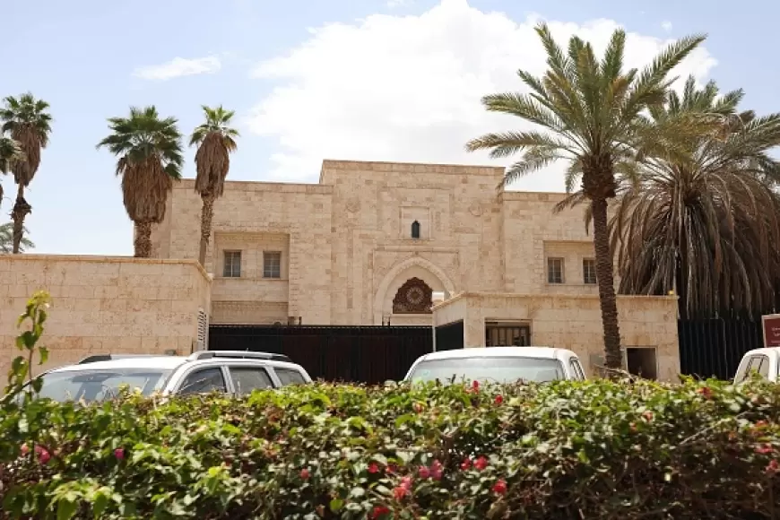 صحيفة سورية: القائم بأعمال السفارة السعودية يصل السبت إلى دمشق 