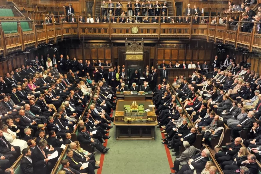 بريطانيا.. أكثر من 130 برلمانياً يوقعون رسالة تطالب بحظر بيع الأسلحة لـ"إسرائيل"