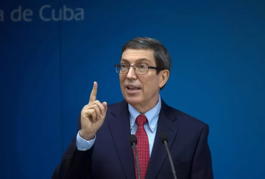 وزير الخارجية الكوبي يحذر من استمرار العدوان الأمريكي البريطاني على اليمن