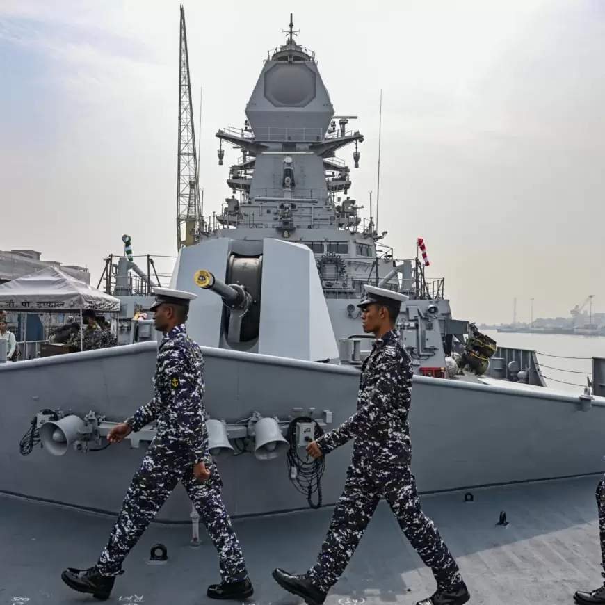 توسع أنشطة البحرية الهندية وسط تصاعد التوتر مع الصين