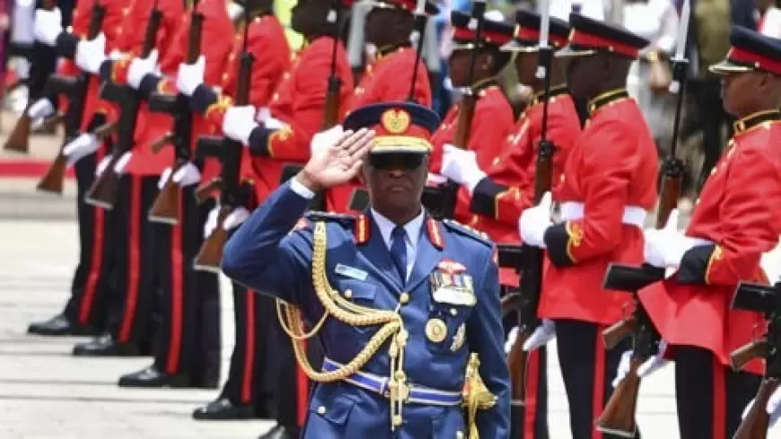 كينيا | مقتل قائد الجيش بحادث تحطم مروحية عسكرية غرب البلاد