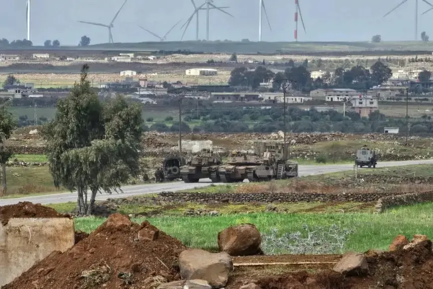 قوات الاحتلال تتوغل وتجرف مزارع المواطنين جنوب سوريا