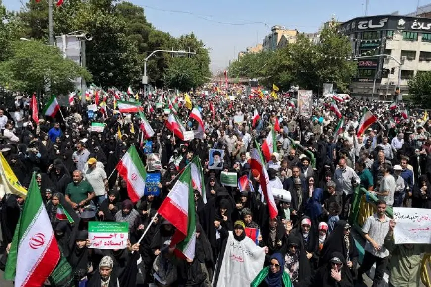 رويترز عن مصادر استخبارية أمريكية: النظام الإيراني يحتفظ بتماسكه ويملك القدرة على الاستمرارية وإدارة البلاد