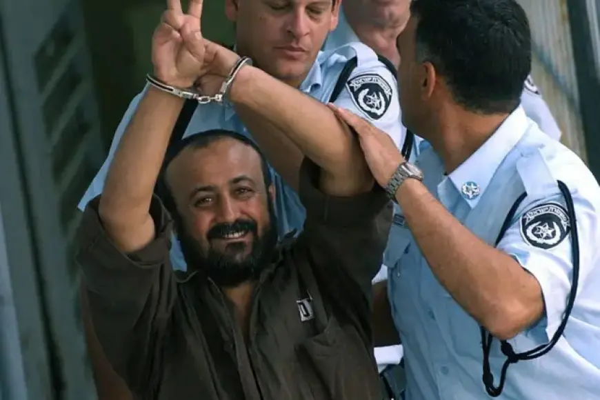 الرصاص في الزنازين المظلمة الاحتلال الصهيوني يستهدف القائد مروان البرغوثي ويفجر غضب جبهات المقاومة الرصاص في الزنازين المظلمة الاحتلال الصهيوني يستهدف القائد مروان البرغوثي ويفجر غضب جبهات المقاومة